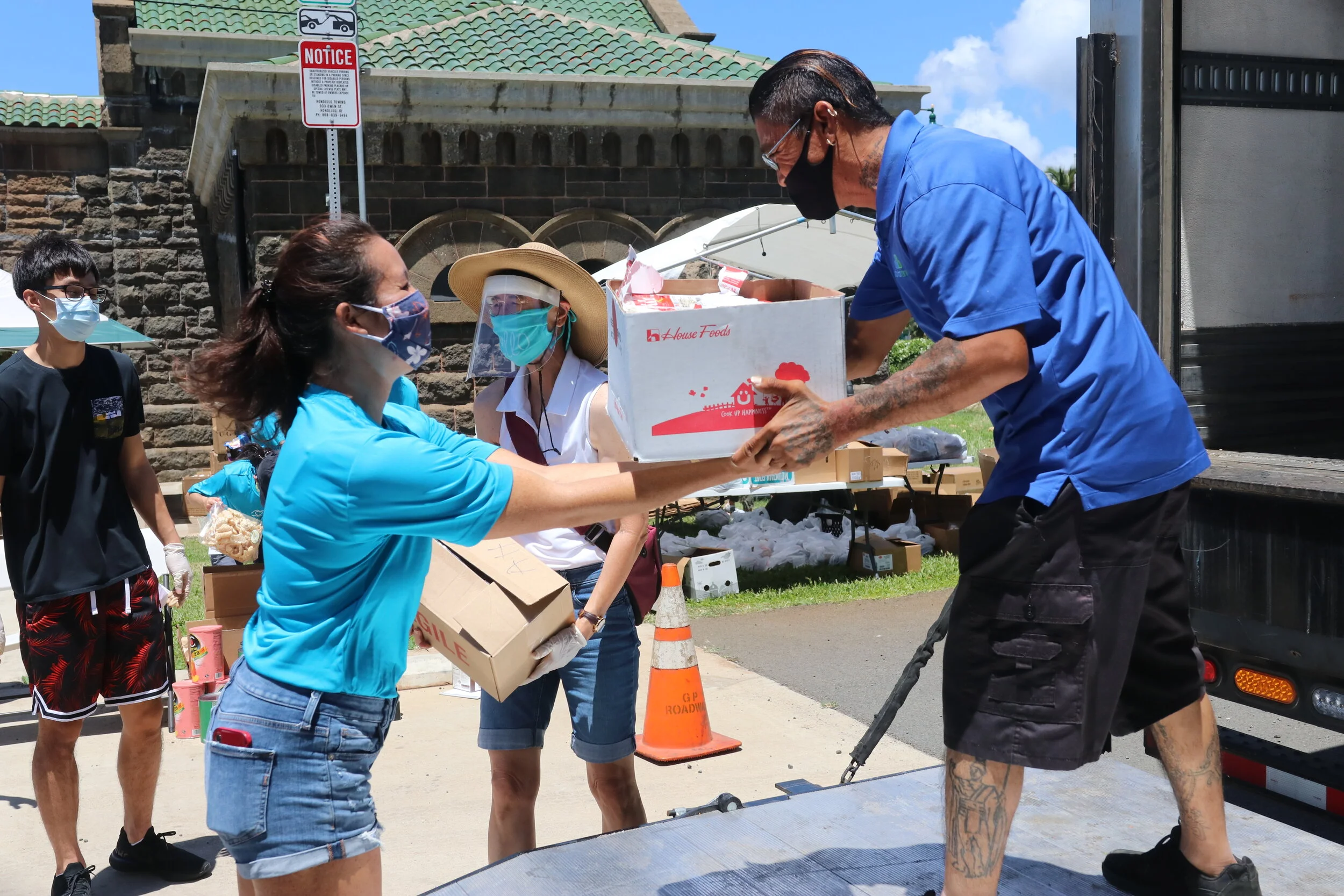 Food Distribution Pacific Gateway Center