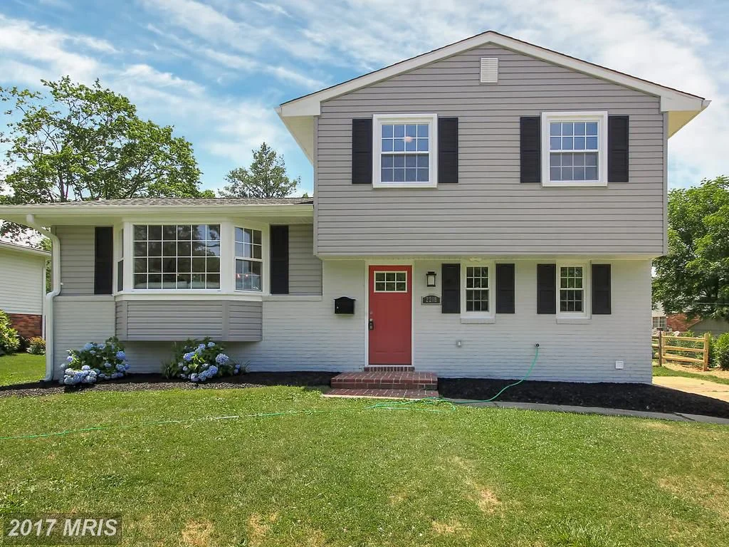 2208 Stryker Ct.jpg