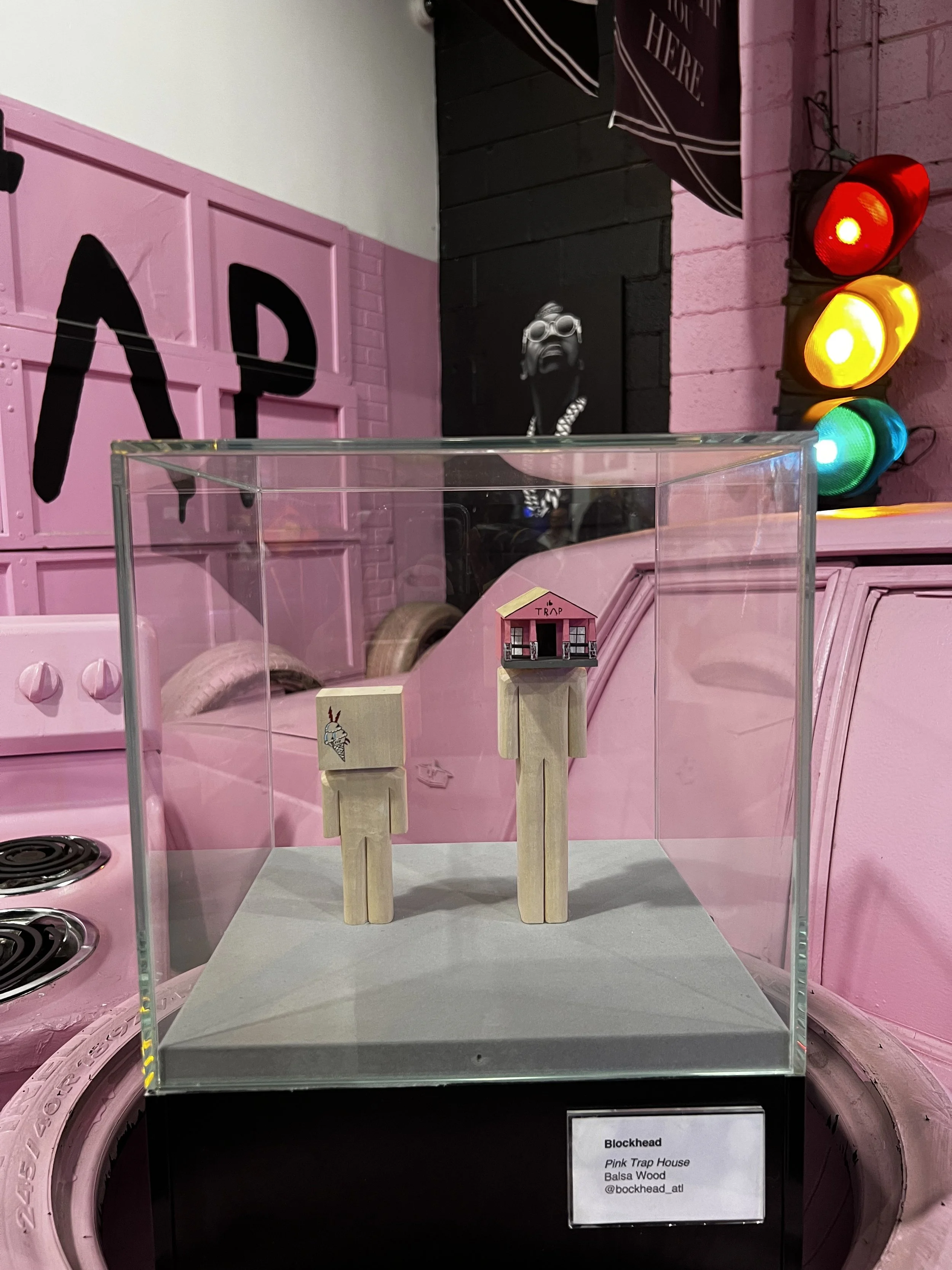 figurines