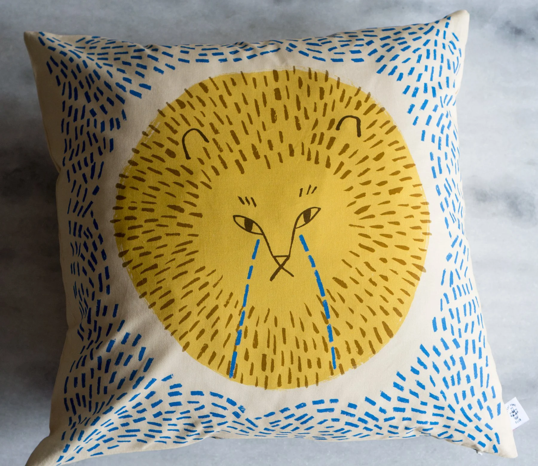 cryinlion pillow case 1.jpg