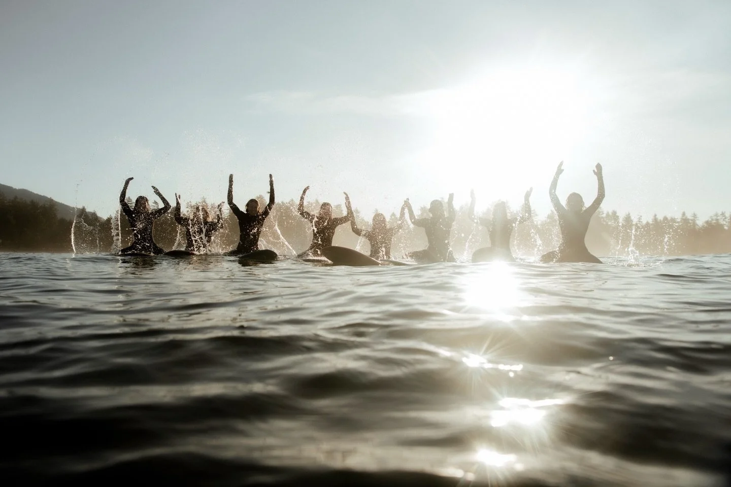 Next weekend our trip leads and volunteers are getting together for 2026 season training! Cox bay here we come 👯&zwj;♀️👯&zwj;♀️👯&zwj;♀️

Photo by @bryannabradleyphotography