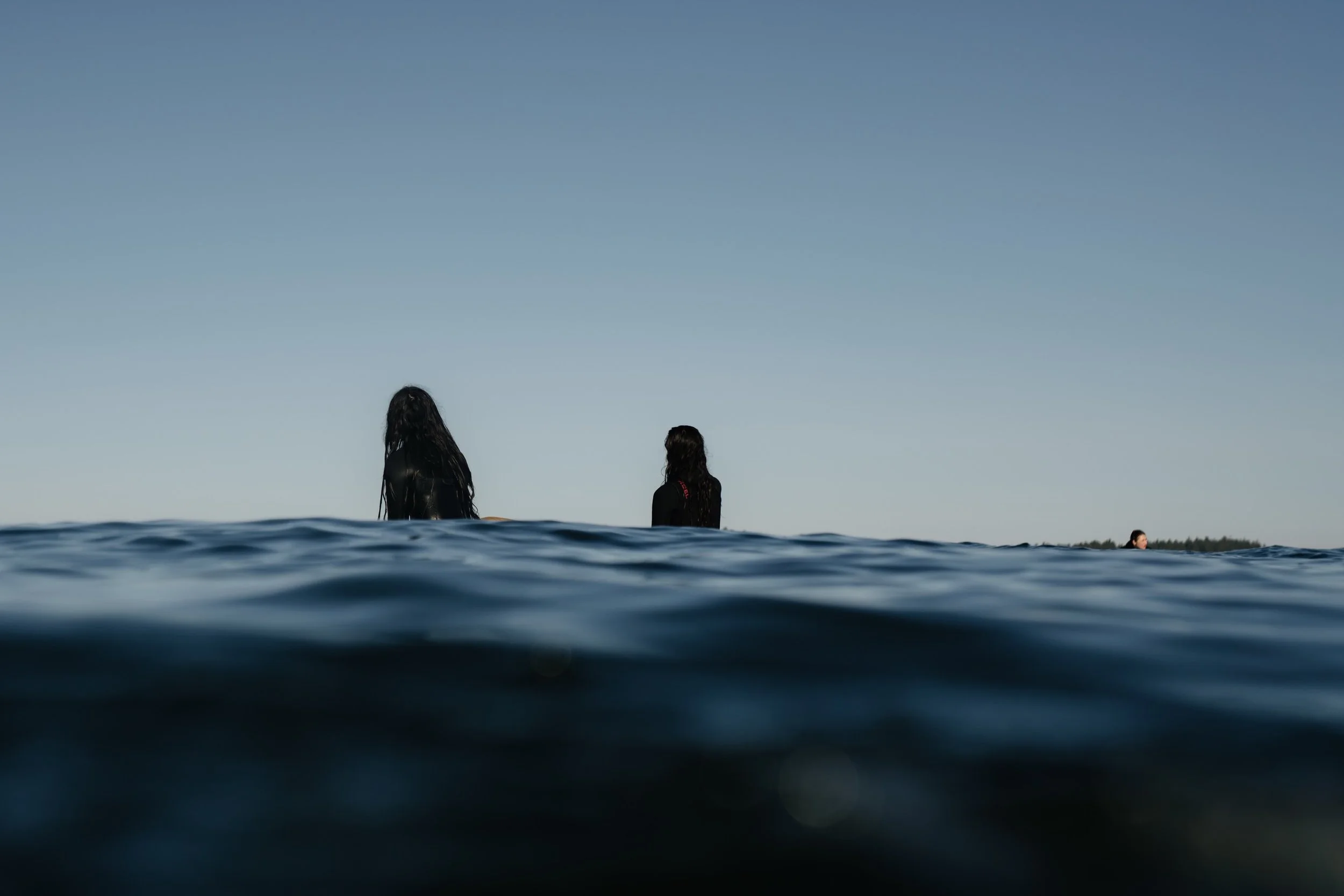 Did someone say glassy? 🪞 

Dreamy photos by @kaitrogerss