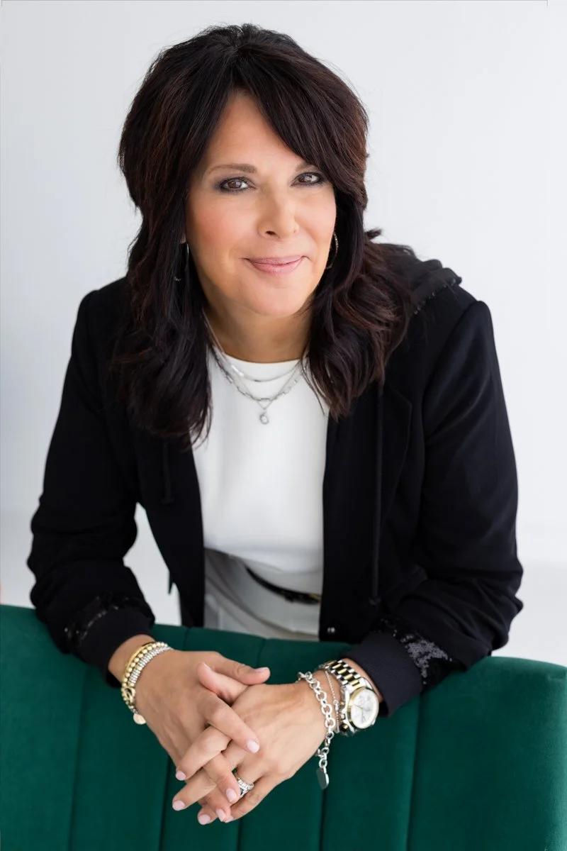 Kelli_Valade_Headshots_STEPH GRANT_PHOTOGRAPHY_2026-30.jpg