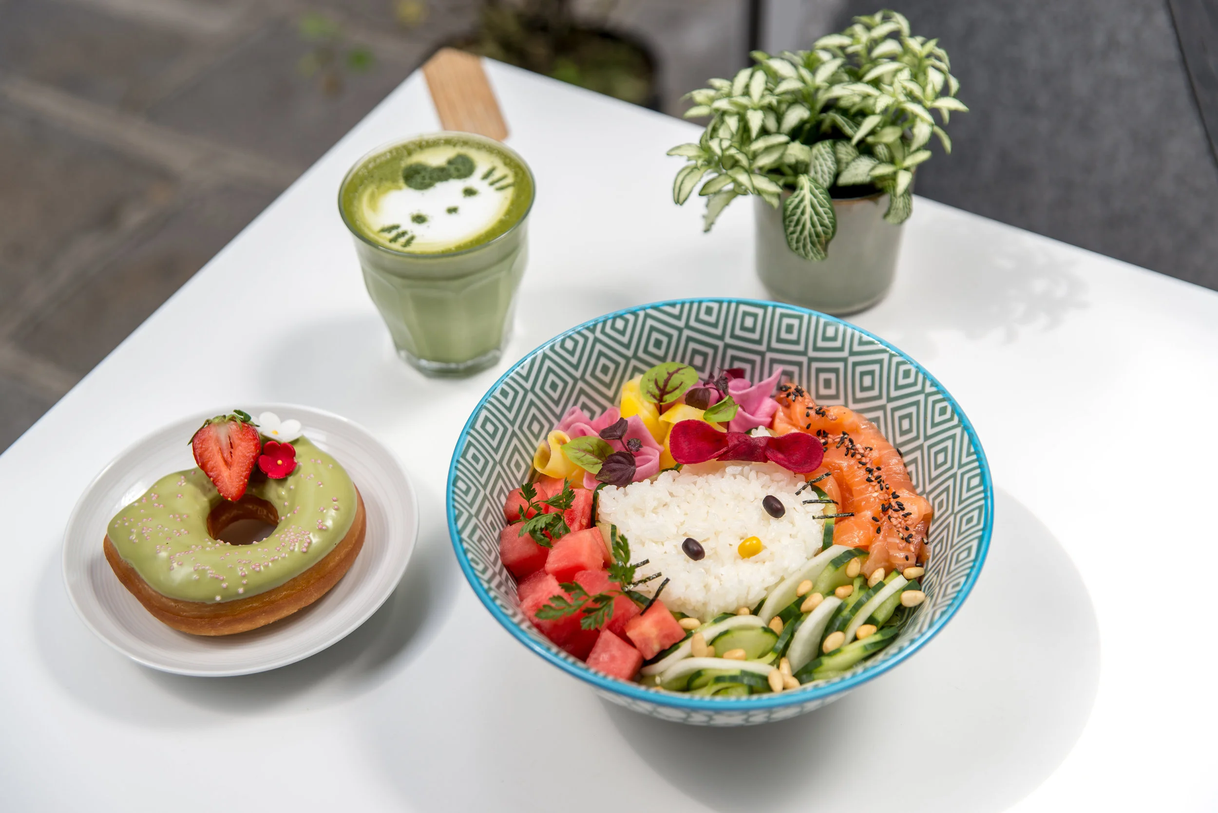 Umami-Matcha-Café-Hello-Kitty-elisa-les-bons-tuyaux-3.jpg