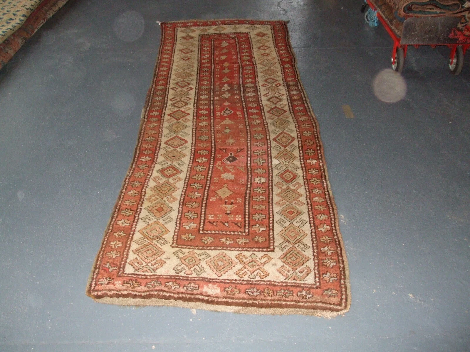 V2776 310 x 105.JPG