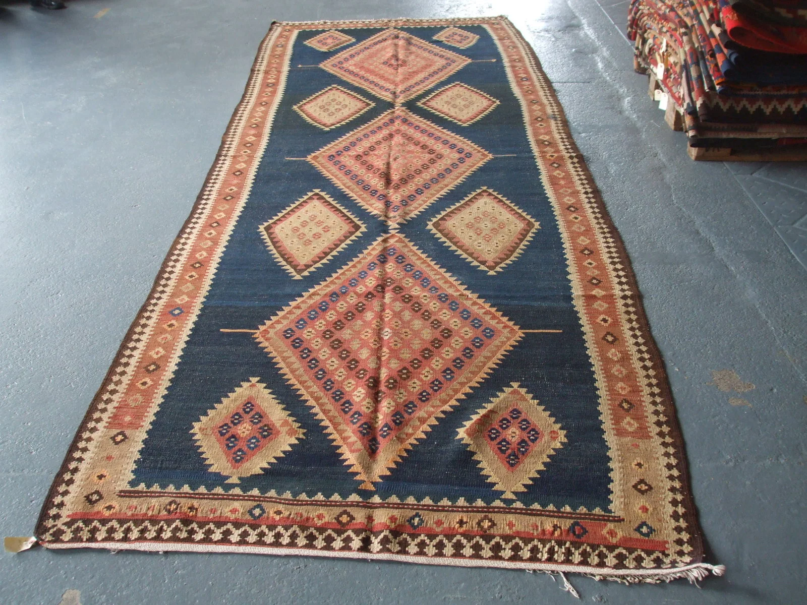 10579  415 x 145.JPG