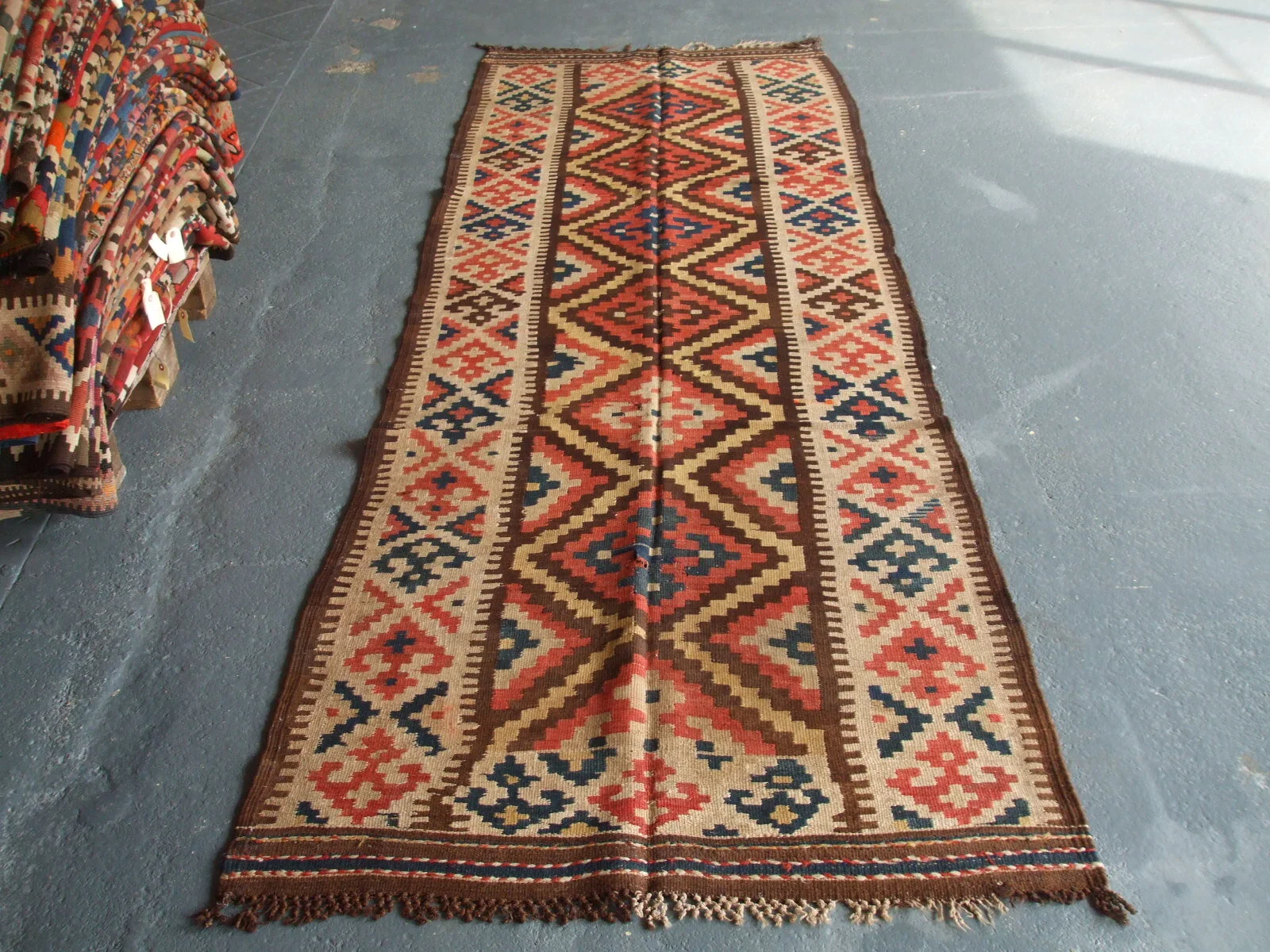 10572  326 x 120.JPG