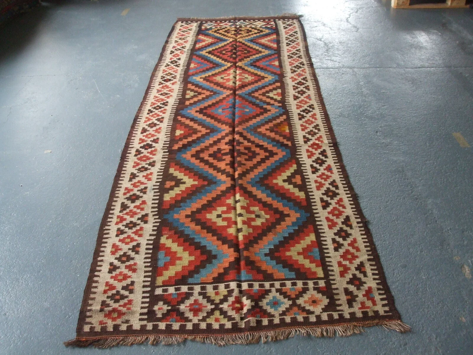 10597  355 x 112.JPG