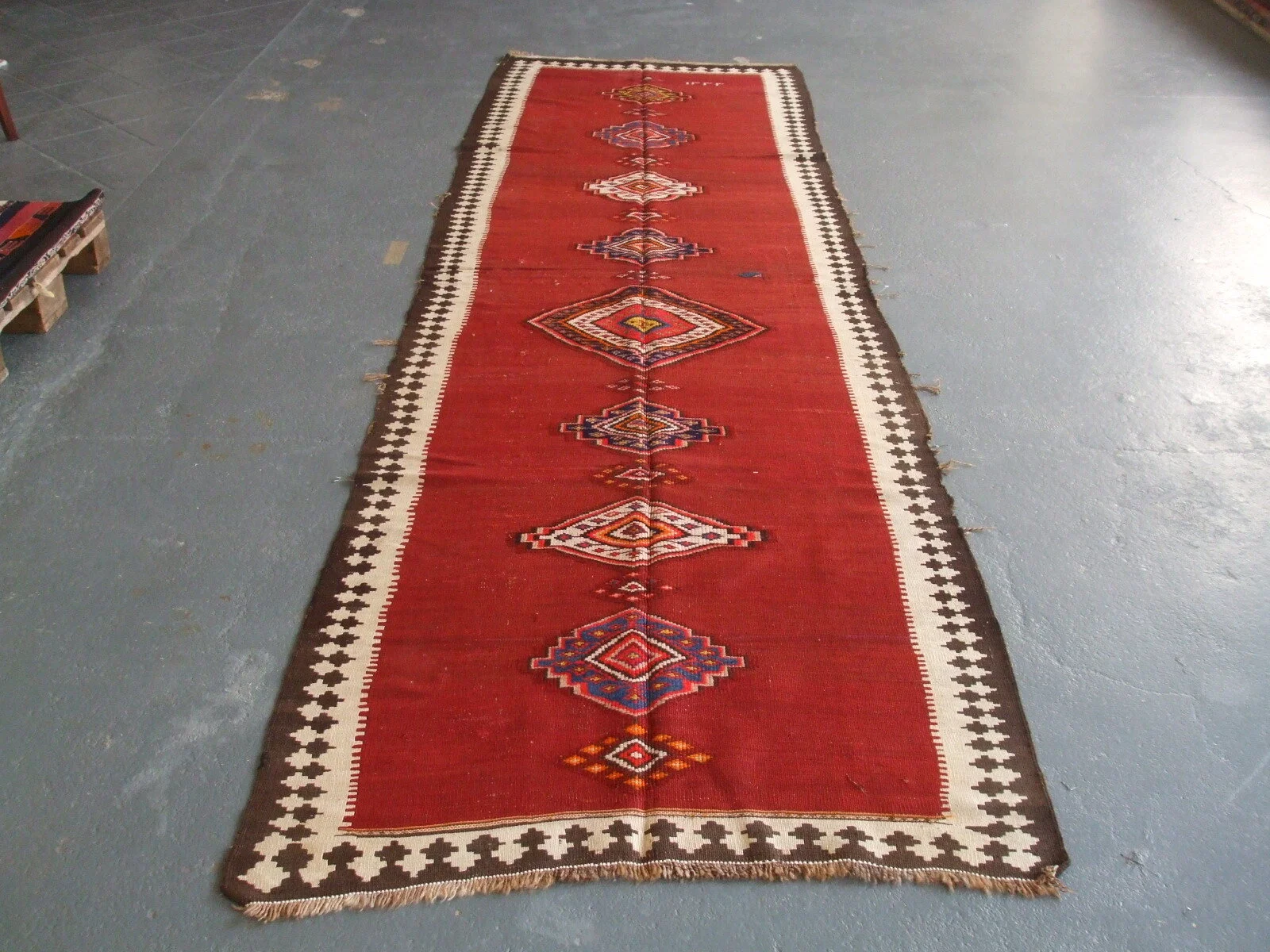 V20  420 x 117cm.JPG