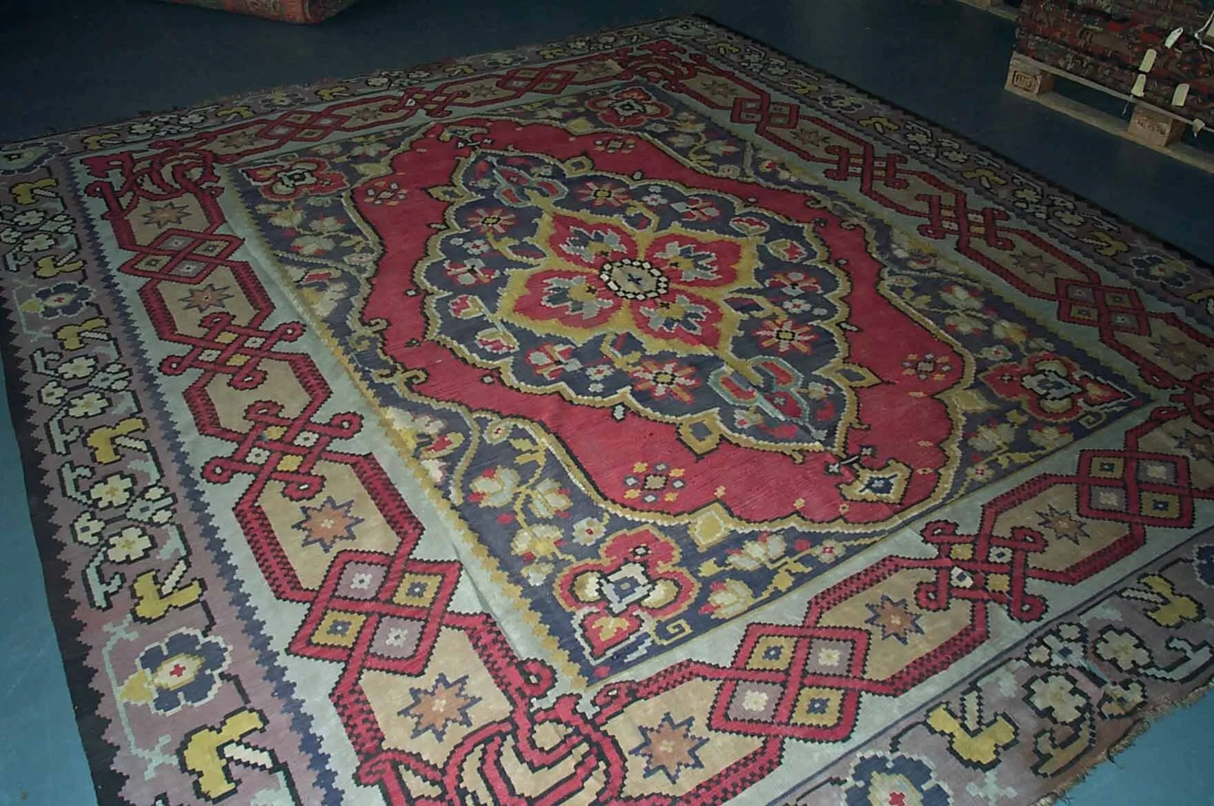 V926 dark side  335 x 300.jpg