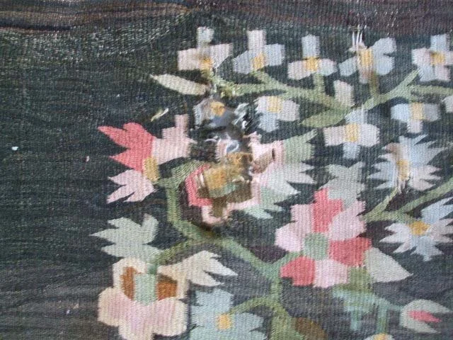 V11657 damage detail.jpg