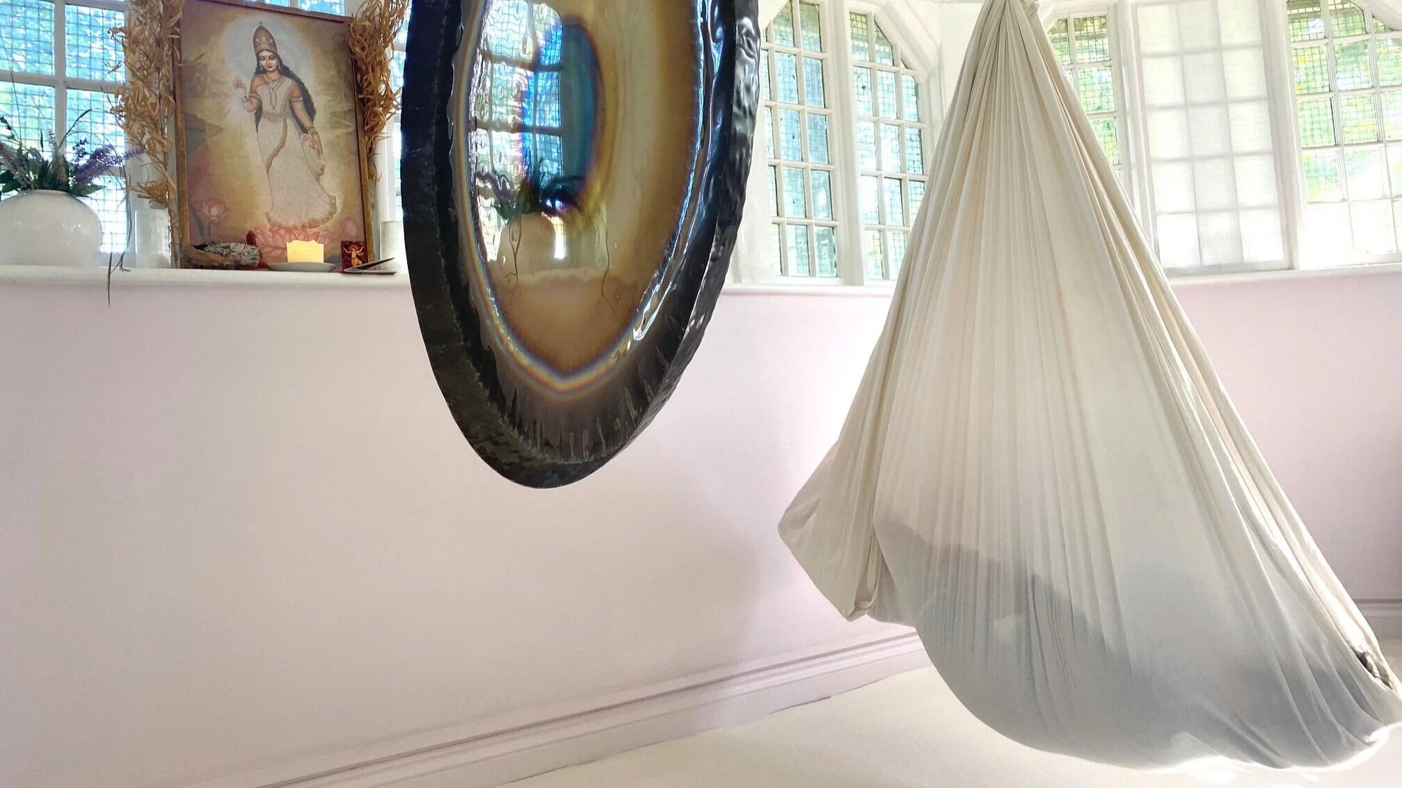 BOOK BOUTIQUE GONG BATH — Brighton Sound