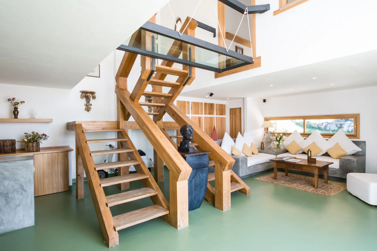LivingAreas_101NEW.jpg