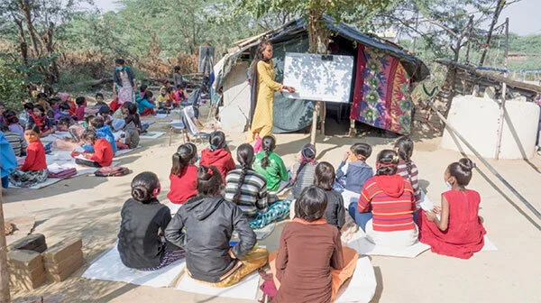 US Capital Global Christmas Fundraiser: Temporary Schools for Underprivileged Girls in India during Covid-19