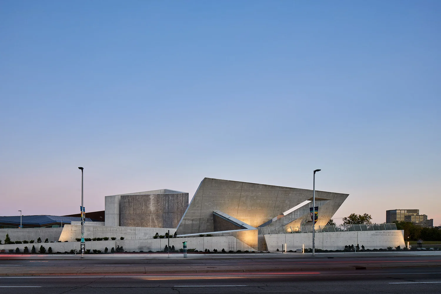 128-National_Holocaust_Monument.jpg