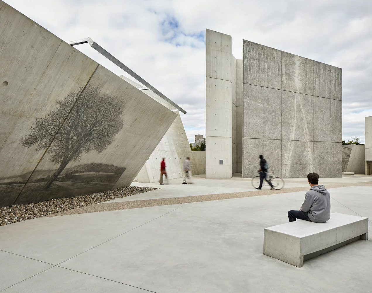 077-National_Holocaust_Monument.jpg