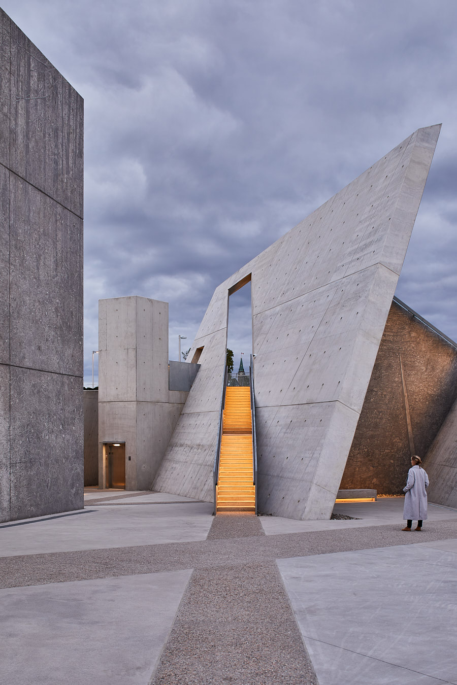 263-Libeskind-Holocaust-Monument.jpg