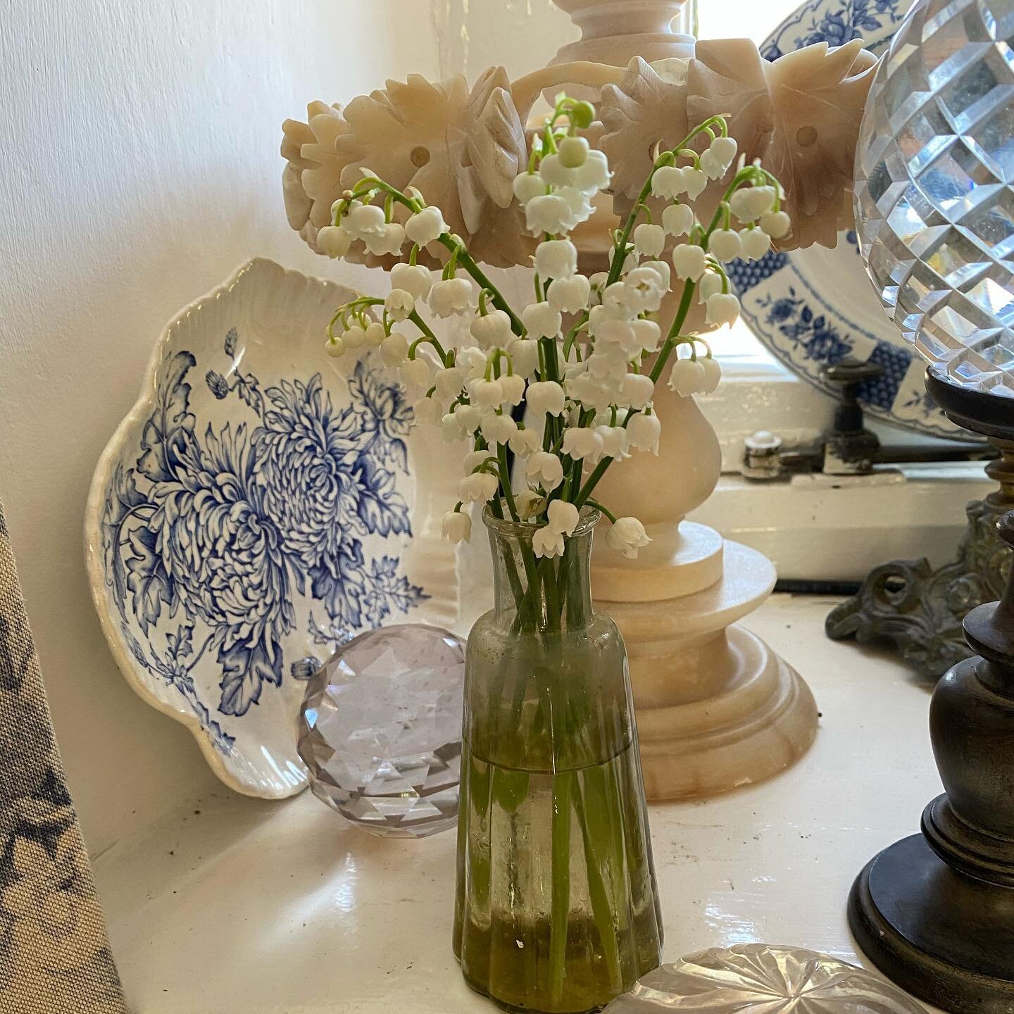 I&rsquo;d like to wish &ldquo;Everyone &ldquo; #happy1stmay #mayday and it&rsquo;s an #ancient #tradition on May 1st to give #lilyofthevalley a sprig to one another as a token of #luck and #prosperity for the coming #year so #relevant at this time , 