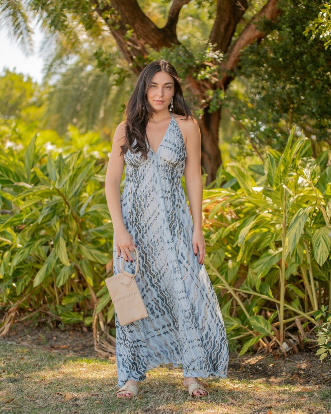 Love this maxi dress with gold details through the print ✨  #ootd #fashion #boutique #boutiqueshopping #instafashion #boutiquefashion #shopsmall #instastyle #styleinspo #shop