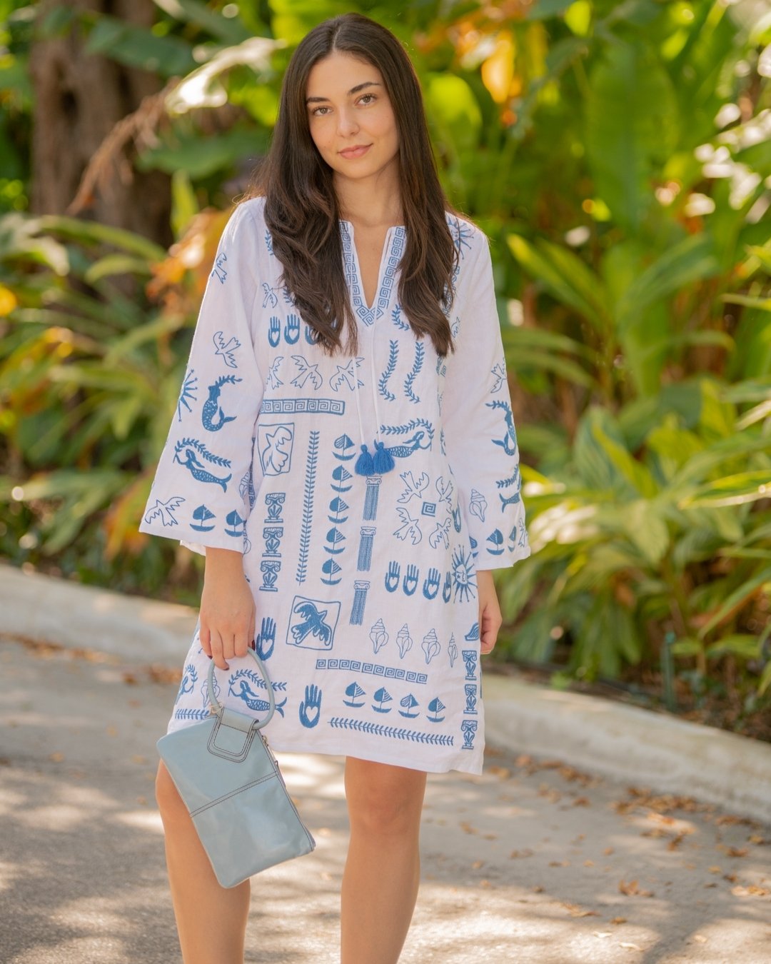 @johnnywas does it again with this gorgeous embroidery 💙🤍 #islamoradashopping #islamoradaboutique #ootdfashion #shoplocal #supportsmallbusiness #wildlilyboutique #islamorada