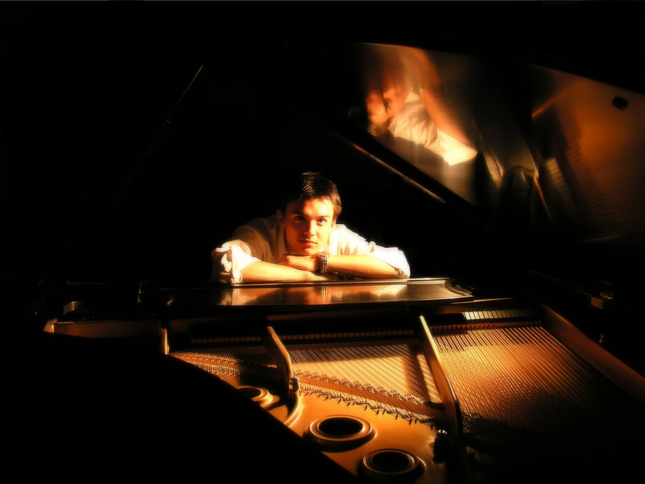 cross arm piano(edited).jpg