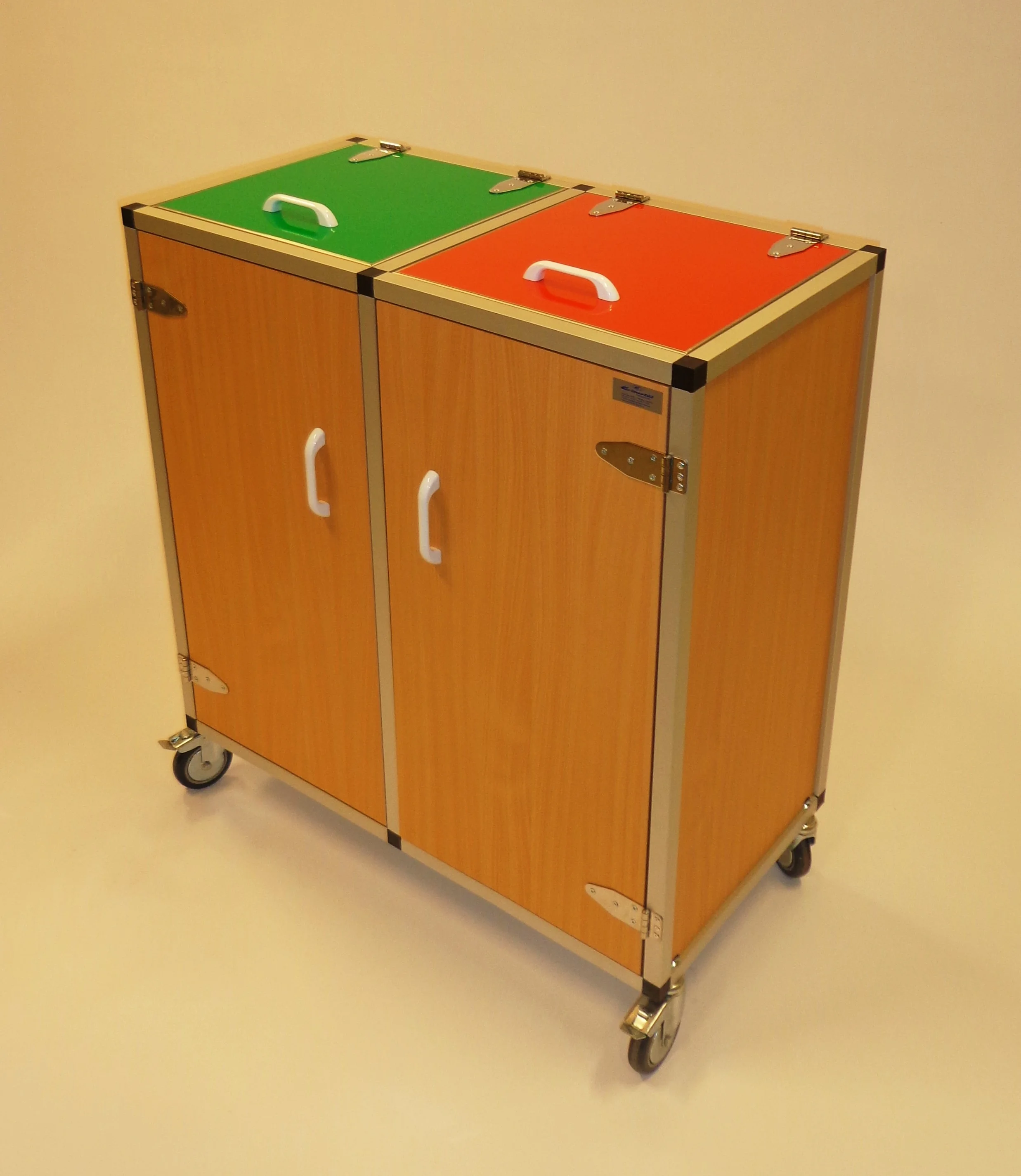 TS-122 med lokk 5.JPG