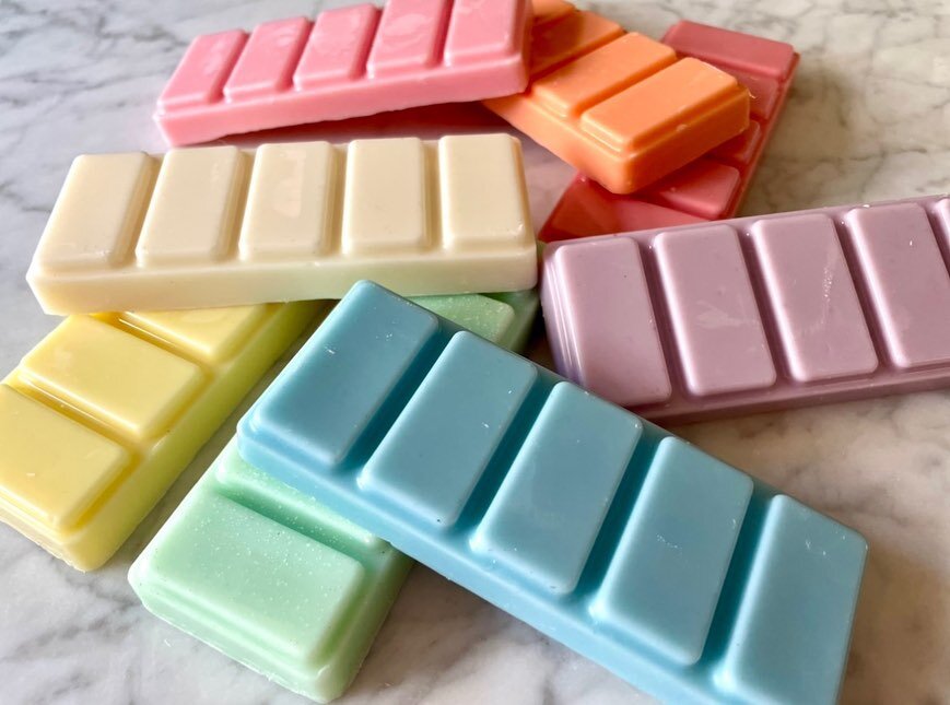 New Products!!!

Introducing our brand new soy wax melt snap bars! Available in 28 different scents and 8 colours! 

Available at www.serenitybyflora.com and www.etsy.com/uk/shop/Serenitybyflora

#serenitybyflora #soywax #vegan #waxmelts #luxurymelts