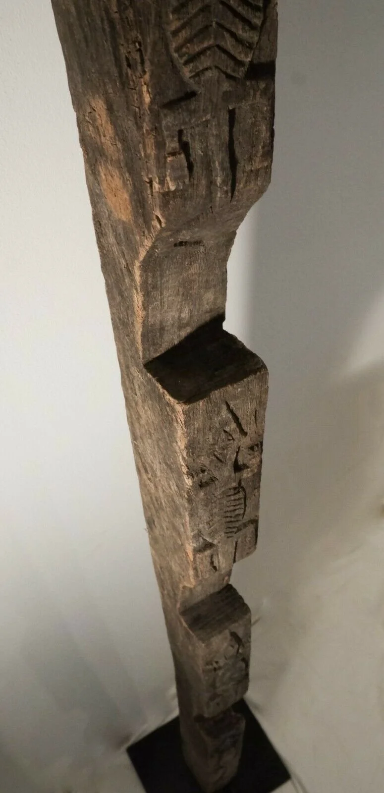 timor carved ladder.jpg