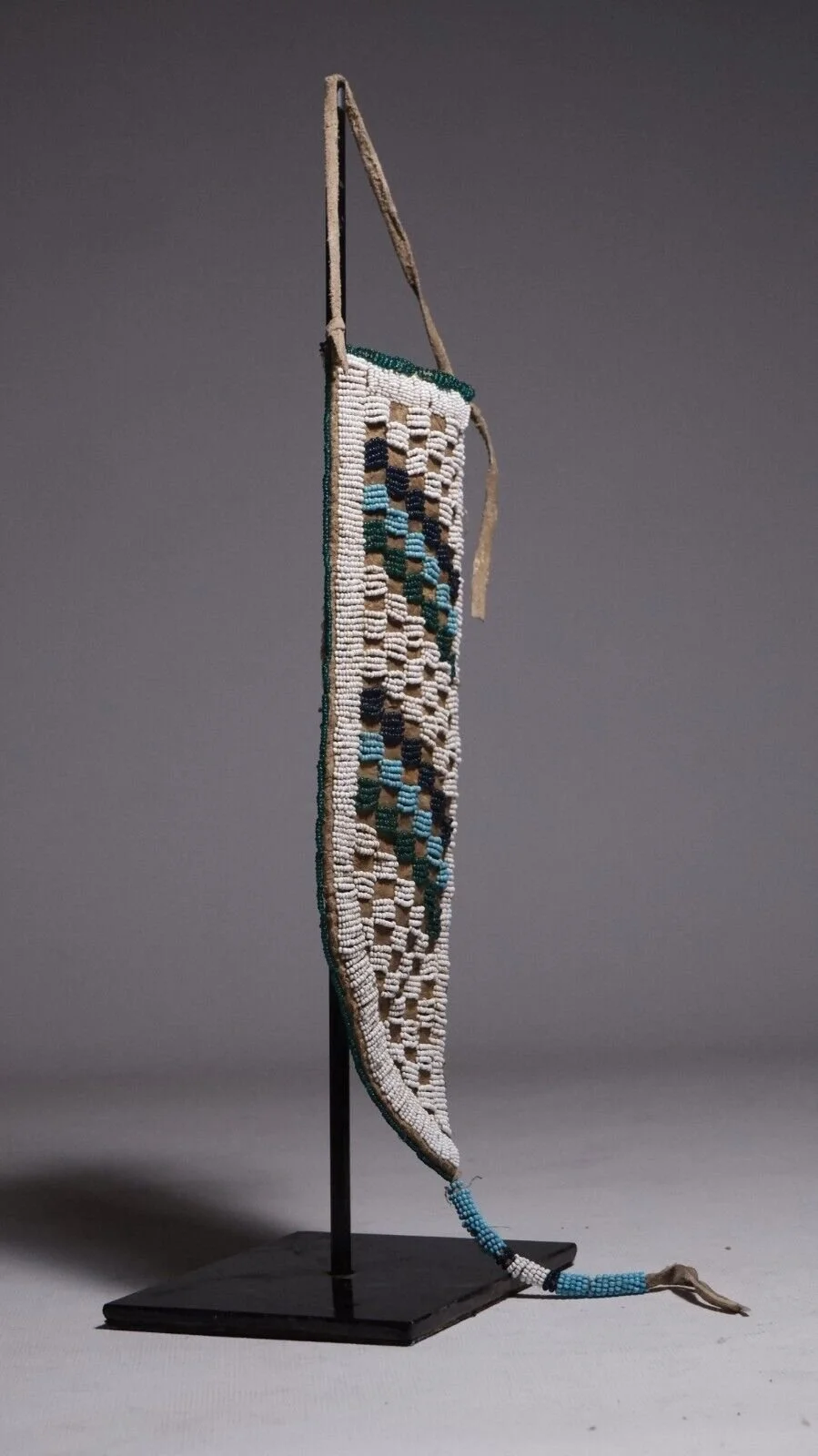 Antique Lakota Beaded Knife Sheat2.jpg