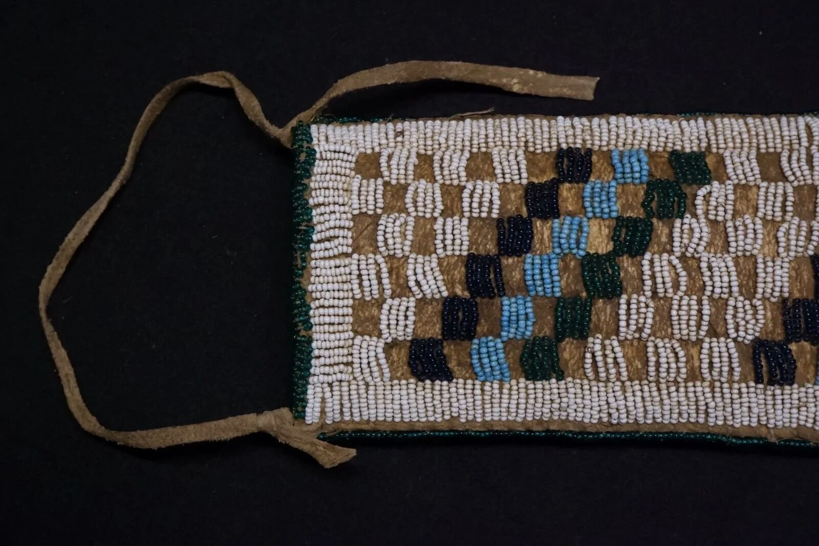Antique Lakota Beaded Knife Sheat 4.jpg
