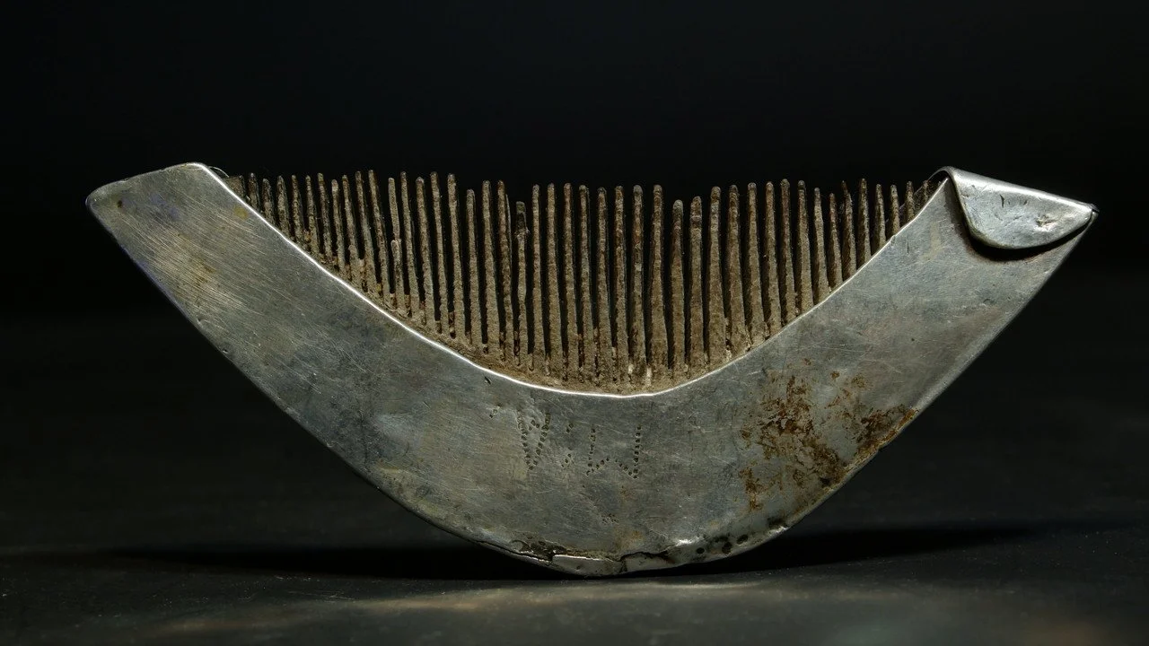 ANTIQUE TRIBAL TETUM COIN SILVER COMB.jpeg