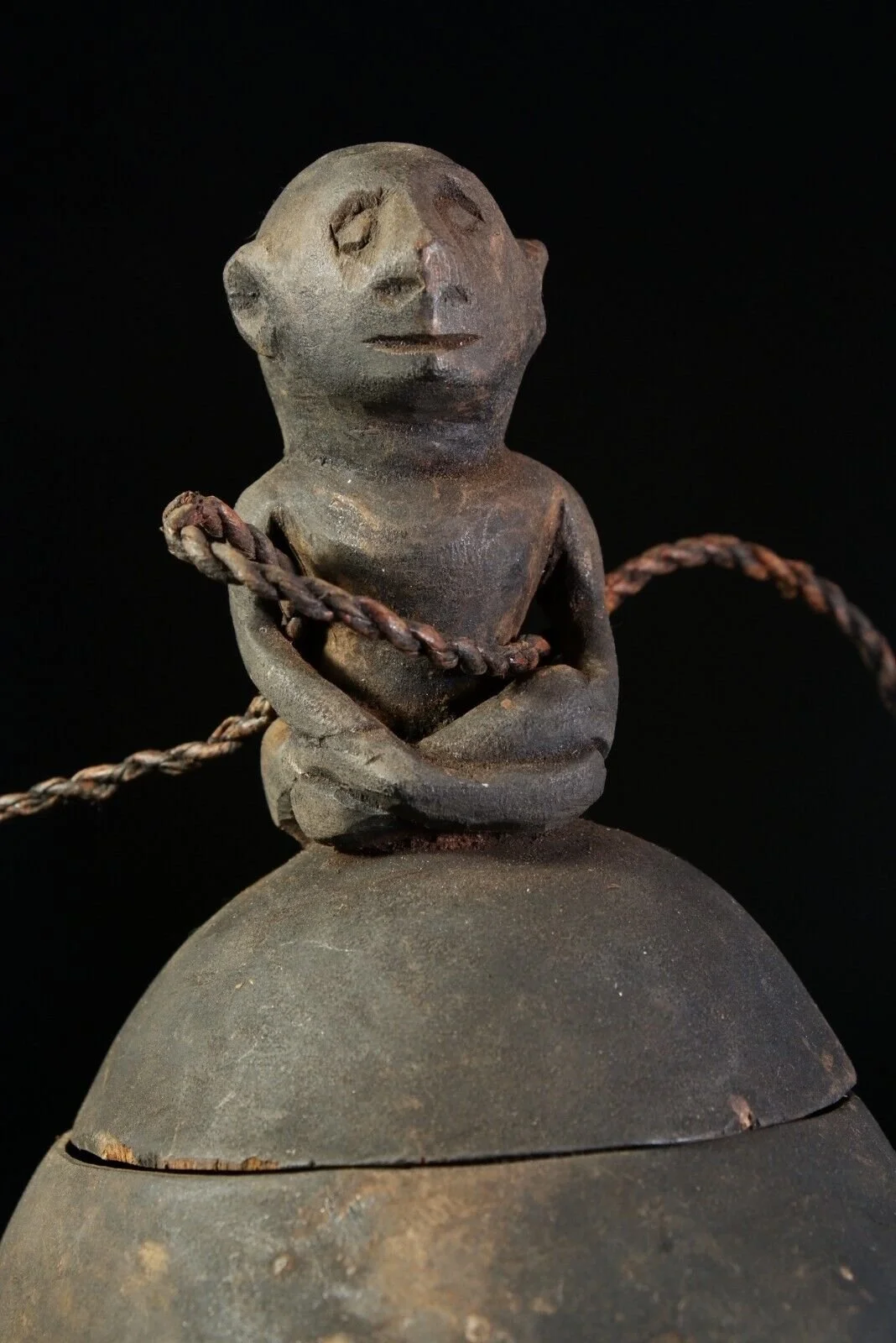 TRIBAL CARVED SHAMANIC CONTAINER FOR MEDICINES- TIMOR - oceanic art - Indonesia..jpeg