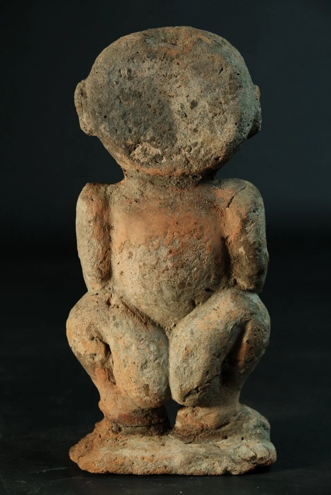 timor terracotta statuette male ancestor figure.jpeg