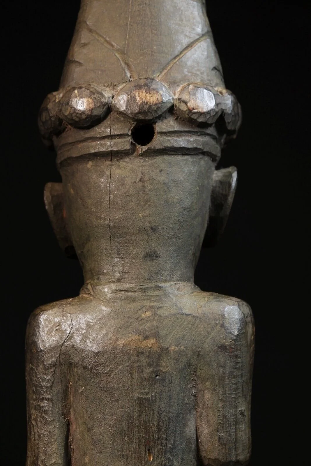 Nias adu zatua statue antique tribal back.jpeg