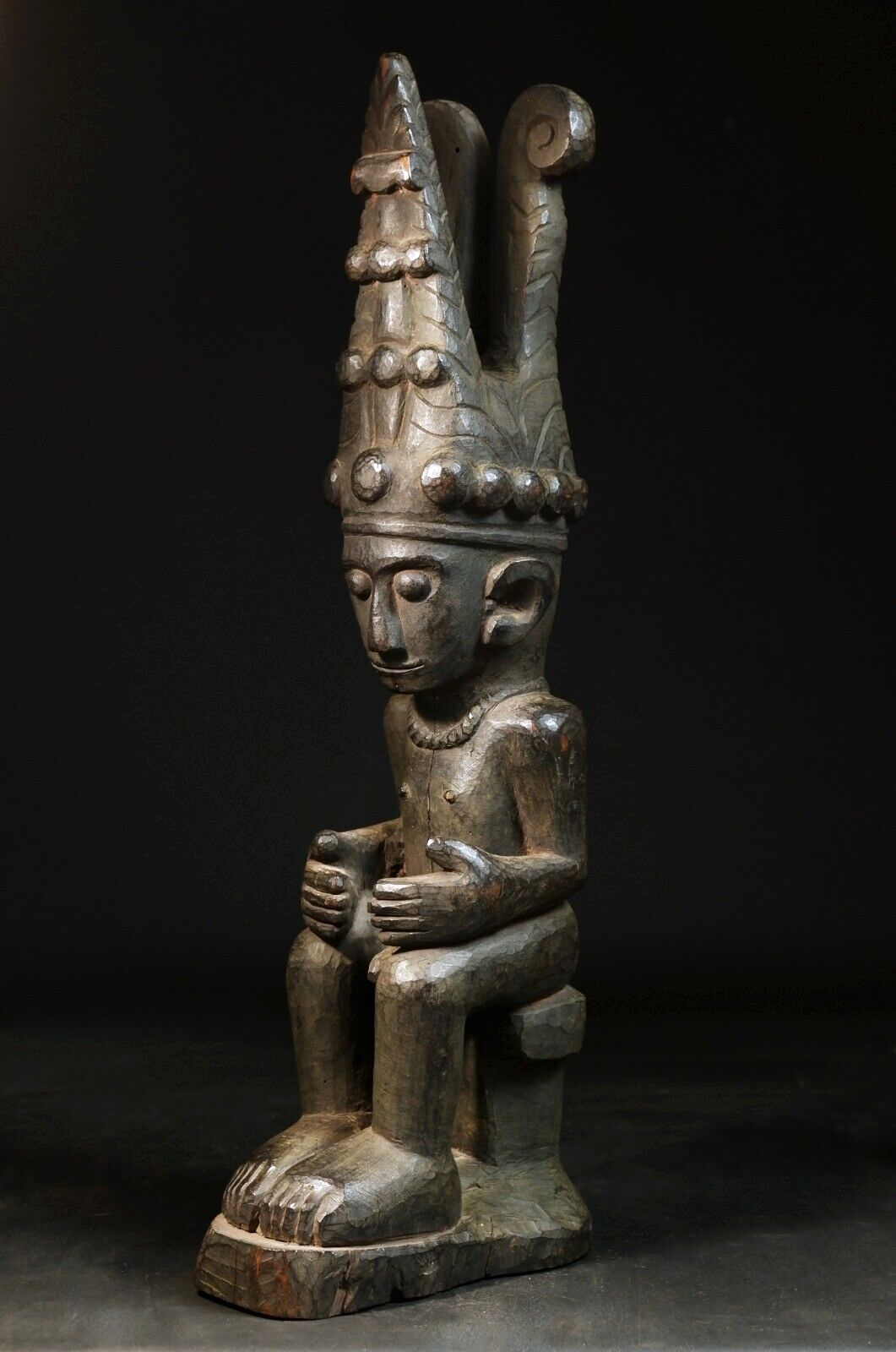 Nias adu zatua statue antique tribal 2.png