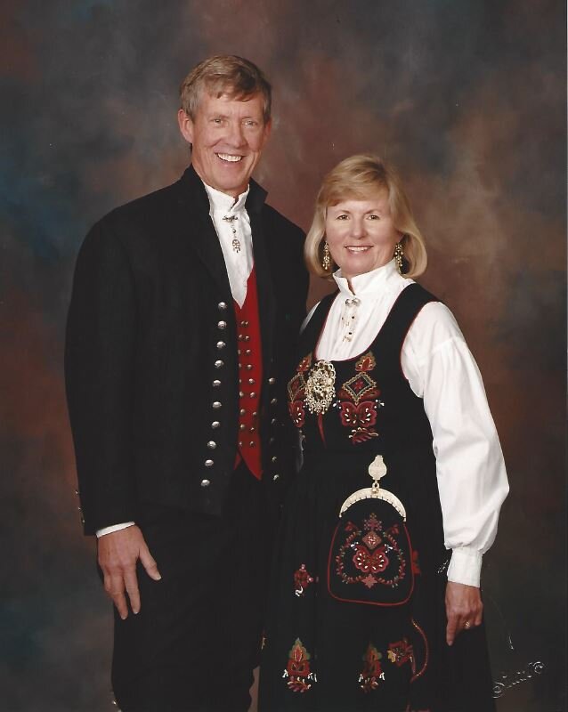2002 - Olaf &amp; Kathy Brekke