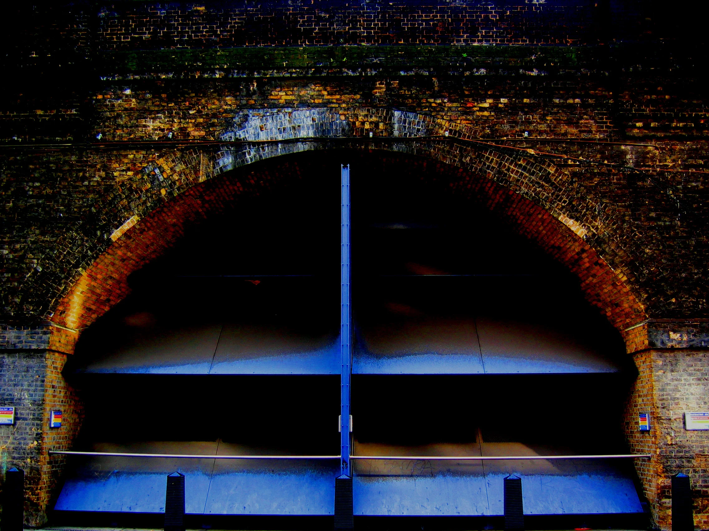 Photograph of Bermondsey London, by the artist Rick Clarke.