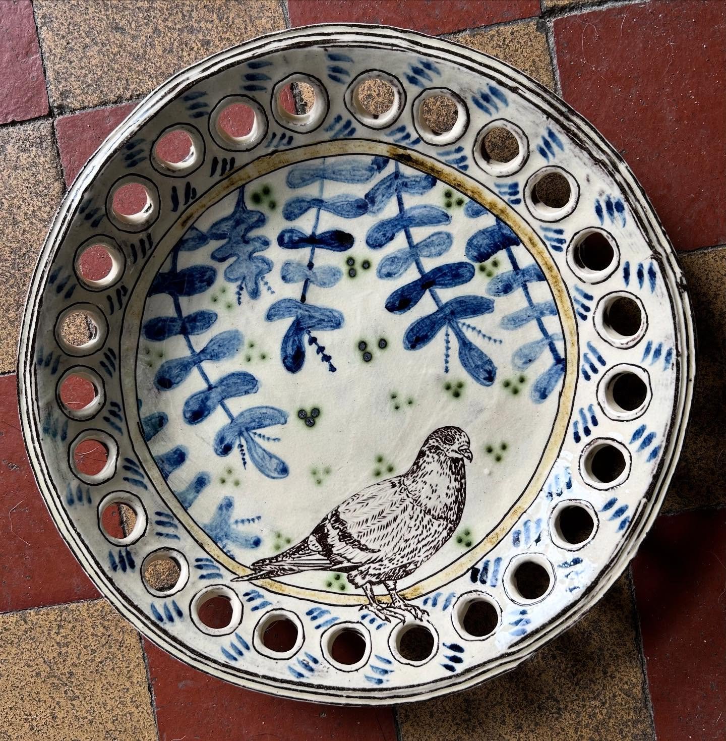 Bowl with holes and pensive pigeon… #bowl #slipware #slipwarepottery #sgraffito #sgraffitopottery #illustratedceramics #illustration #handmade #madeinpembrokeshire #madeinwales #adriftpottery