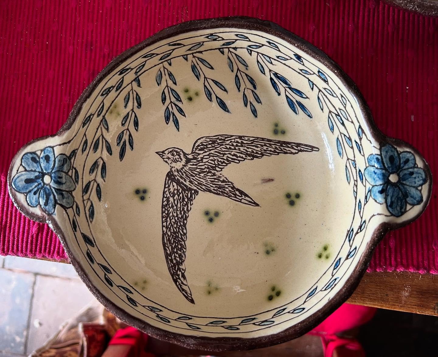 Porringers now available from @yewtreegallery … #porringer #slipware #slipwarepottery #sgraffito #sgraffitopottery #handmade #madeinpembrokeshire #madeinwales #adriftpottery #illustratedceramics #inspiredbynature #inspiredbybirds