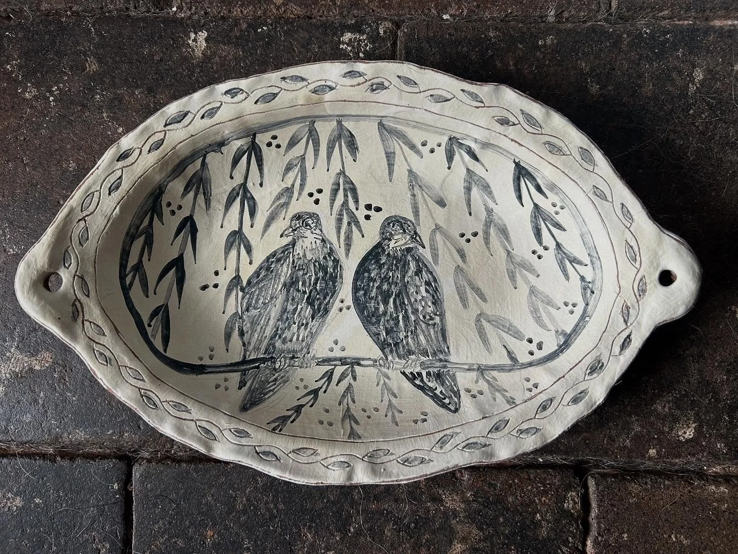 Just a couple of pigeons hanging out and trying to stay sane in this topsy turvy world we live in. Hang on to that hope… we will see that vile Zionist cult crumble. Humanity will prevail. πFREE PALESTINE π
#wip #slipware #handmade #handpaint