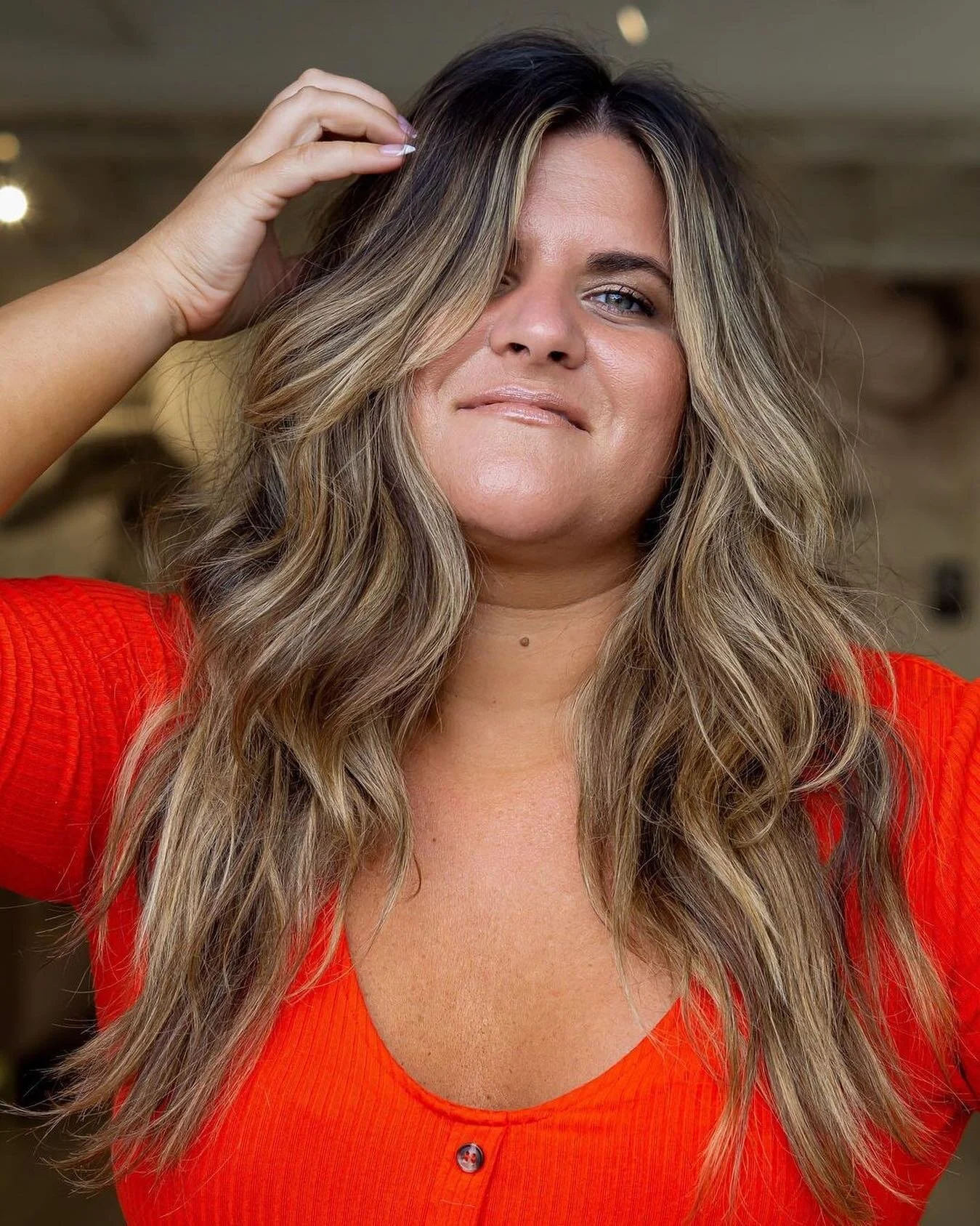 Happy Friday &amp; Happy #stylistshoutout to @prettybyparson Caitlin is our transformation queen and is always up for a good hair challenge! Caitlin has been with the brand for over 3 years and we love having her as a part of our family!💖
.
.
.
#bre