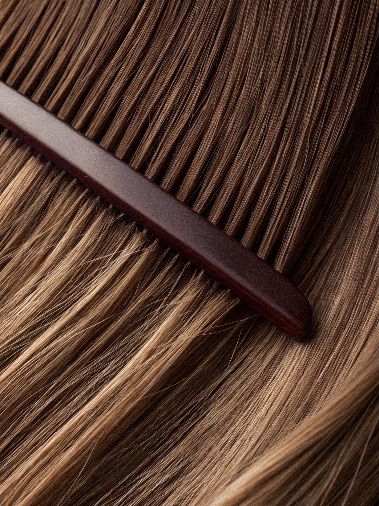 Healthy hair never goes out of style. 
Shine, softness, and color that feels effortless.  #HunterPaige
#HunterPaigeHair
#LuxuryHair
#HealthyHair
#NashvilleHair