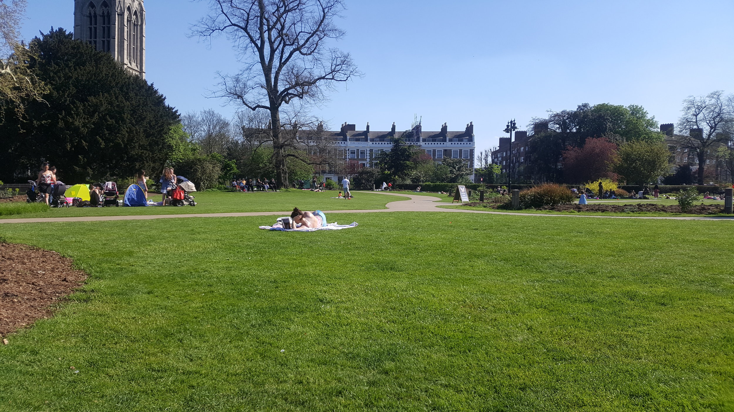 Clissold Park