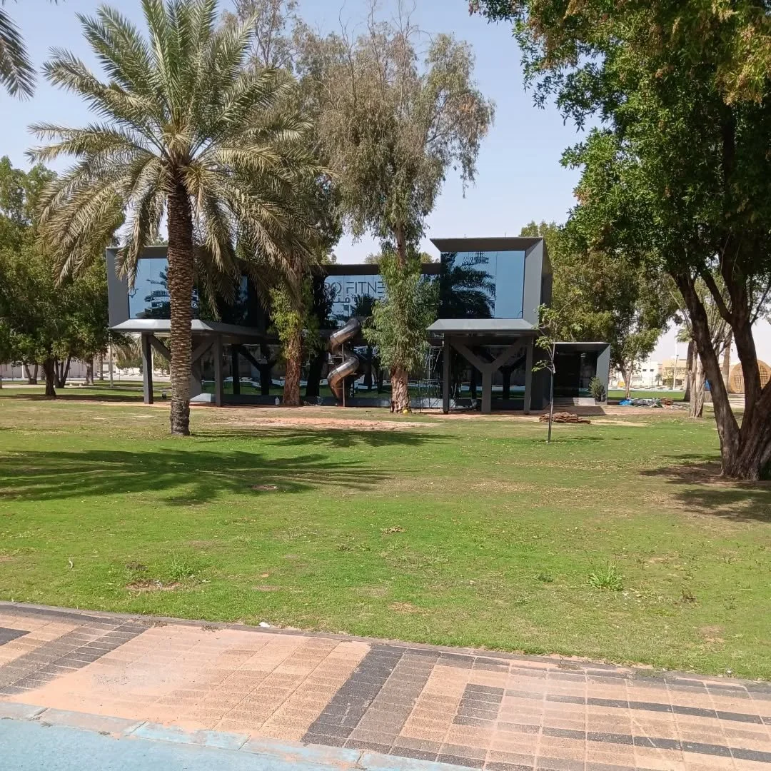 🏋🏻&zwj;♀️This is looking top class, Women&rsquo;s only gym opening up soon in the park. With a track around it and playing areas, it's perfect for the locals.

🏋🏻&zwj;♀️هاد شكله فخم جدًا! جيم نسائي رح يفتح قريب بالحديقة، ومعاه مضمار حوالينه ومناط