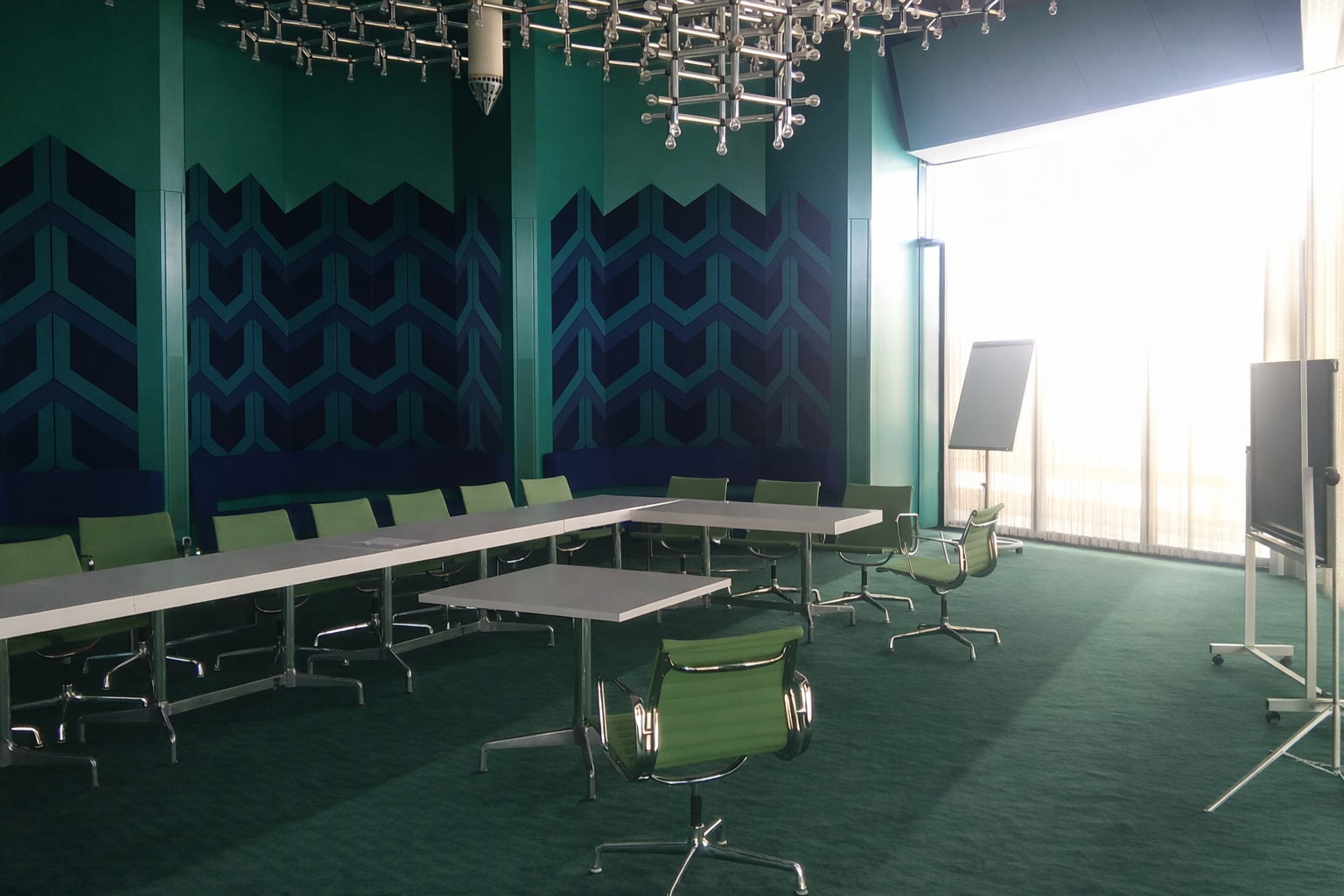 Saudi Arabia Olympic Meeting Room SAOC Retro..png