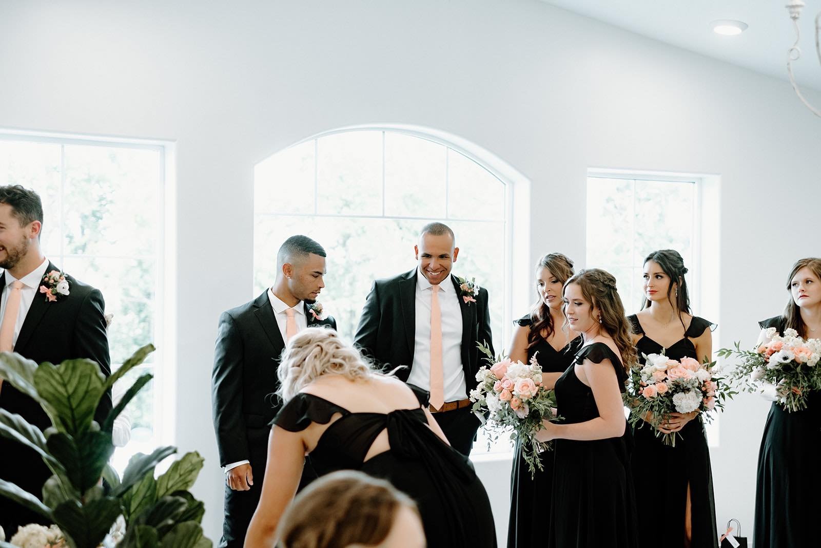 groomsmen-bridal-suite.jpg