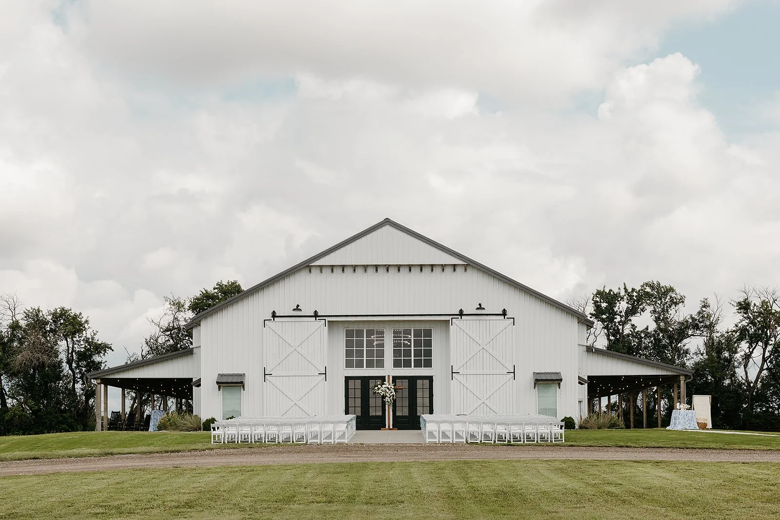 Kliewer-Schumann Wedding - AlexBoPhoto-102_websize (1).jpg