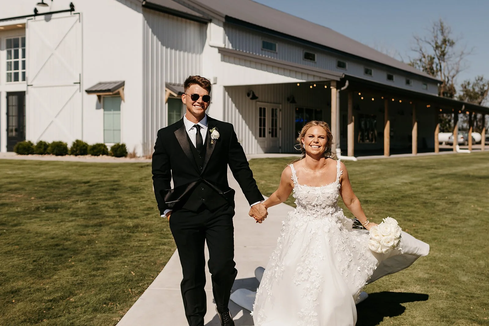 Sturgeon Wedding Previews - AlexBoPhoto-272.jpg