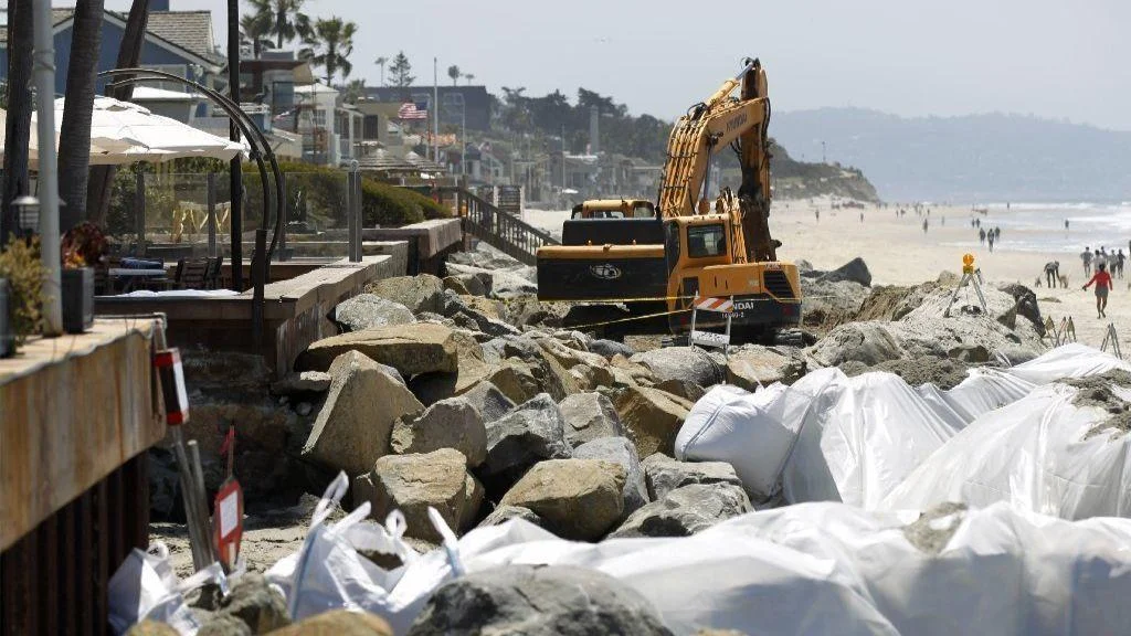 Seawalls and rocks protect homes from the ocean in Del Mar. (Union-Tribune file photo by K.C. Alfred)