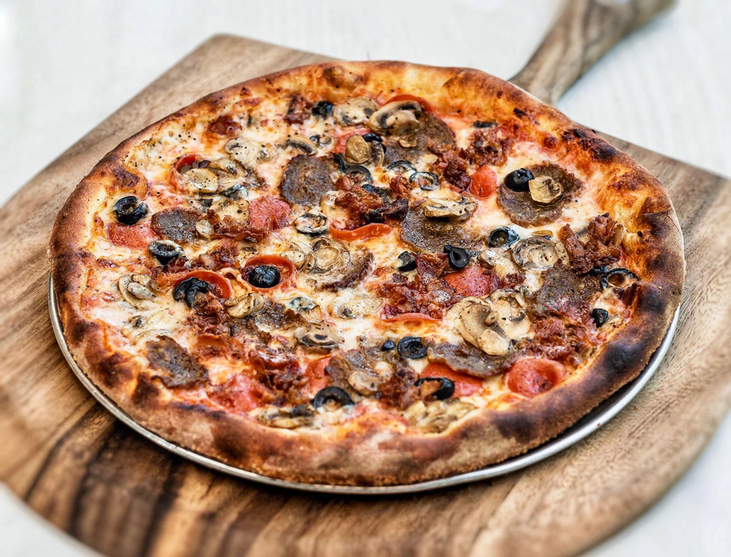 Amicis East Coast Pizzeria